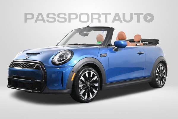 MINI Convertible with VIN: WMW43DL02R3S32488