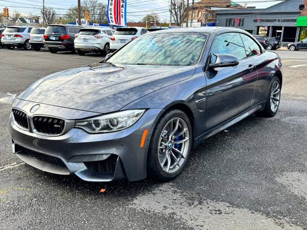BMW M4 with VIN: WBS3U9C50FP967889