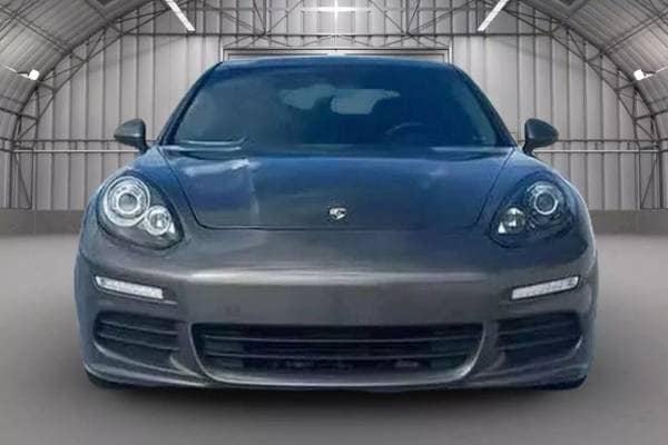 2015 Porsche Panamera Base