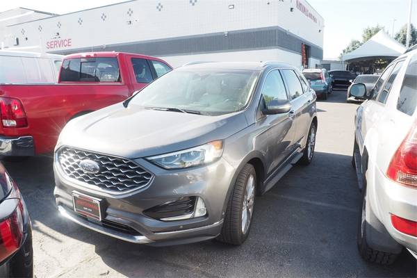 2021 Ford Edge Titanium