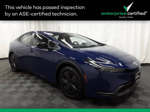 Toyota Prius with VIN: JTDACAAU3R3029197
