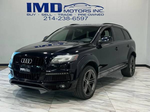 Audi Q7 with VIN: WA1DGAFE6ED005137