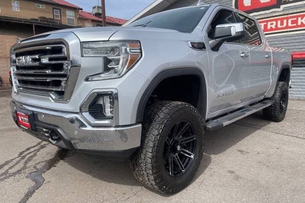 2020 GMC Sierra 1500 SLT  Crew Cab