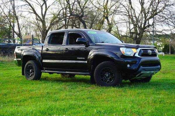 2012 Toyota Tacoma V6  Double Cab