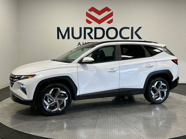 Hyundai Tucson with VIN: KM8JFCA13PU133071