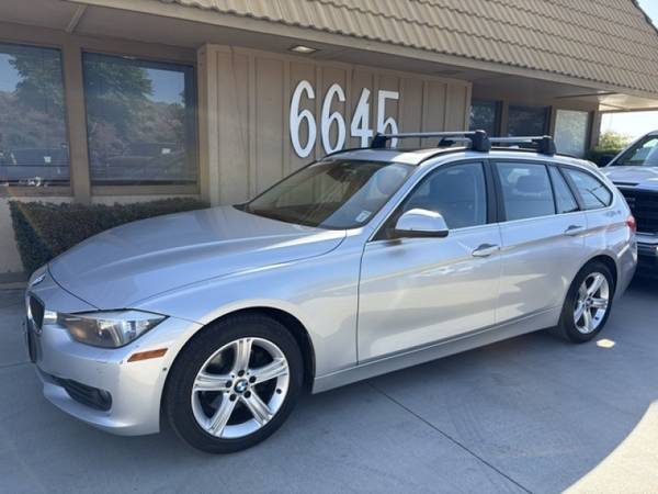 BMW 3 Series with VIN: WBA3K5C5XFK301137