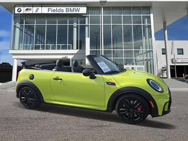 MINI Convertible with VIN: WMW63DL01R3S24665