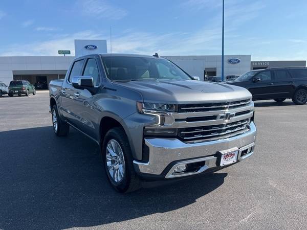 Chevrolet Silverado 1500 with VIN: 1GCUYGED4MZ446572