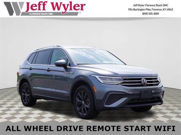 Volkswagen Tiguan with VIN: 3VV2B7AX2RM108266