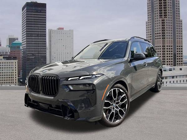 BMW X7 with VIN: 5UX23EM00P9R79000