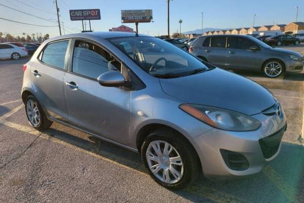 2012 Mazda 2 Sport Hatchback