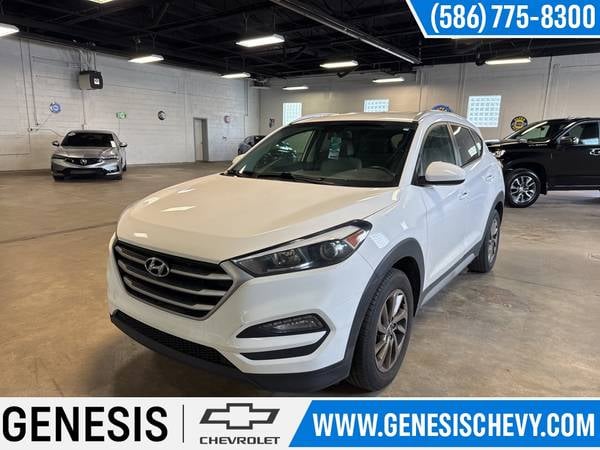 Hyundai Tucson with VIN: KM8J33A47JU669516