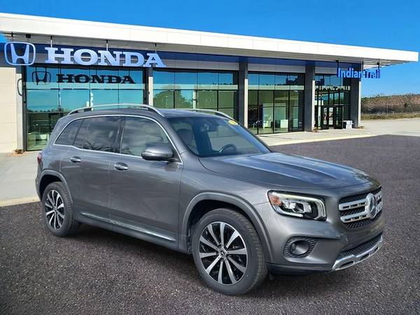 Mercedes-Benz GLB-Class with VIN: W1N4M4GB2MW110094