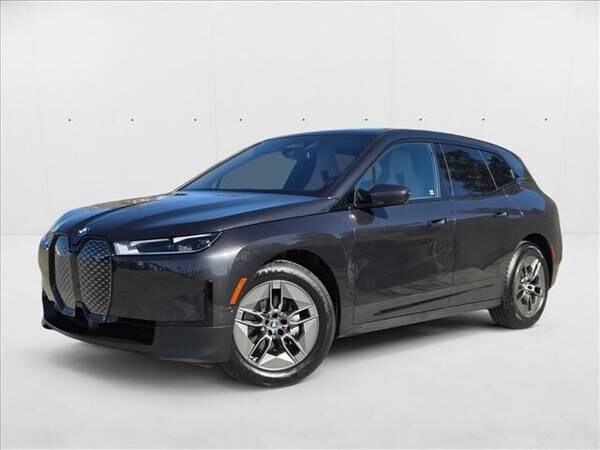 BMW iX with VIN: WB523CF07NCK55321