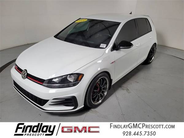Volkswagen Golf GTI with VIN: 3VW6T7AUXMM009588