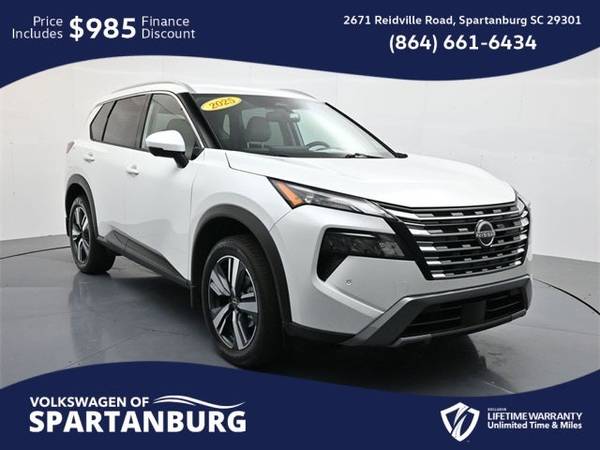 Nissan Rogue with VIN: 5N1BT3CB6SC671619