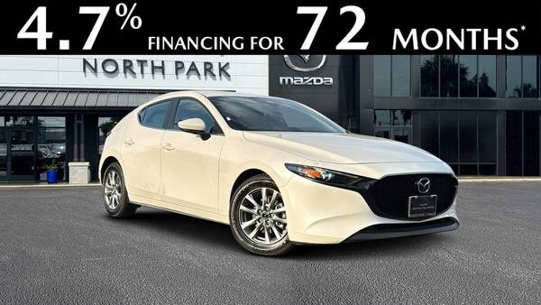 Mazda 3 with VIN: JM1BPAJM8P1605058
