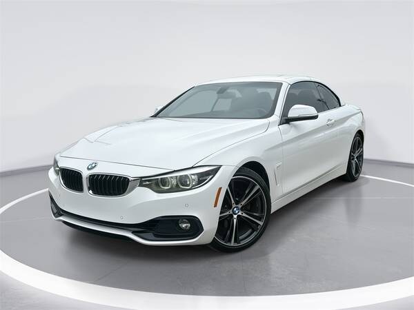 BMW 4 Series with VIN: WBA4Z1C5XJEC73150