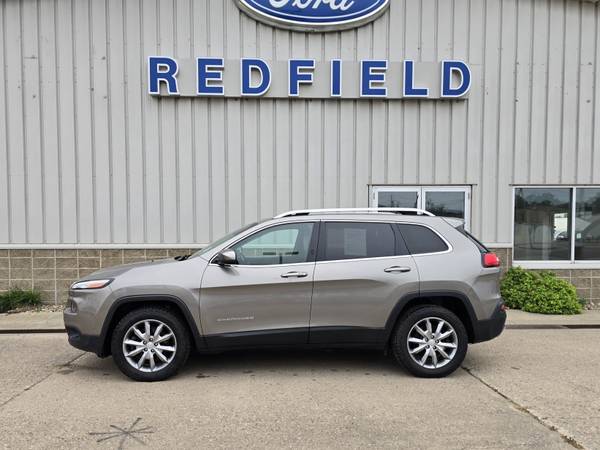 Jeep Cherokee with VIN: 1C4PJMDX7JD586250