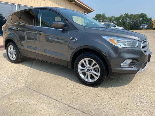 Ford Escape with VIN: 1FMCU9GD7HUC34599