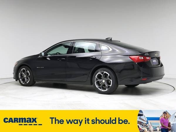 Chevrolet Malibu with VIN: 1G1ZD5ST1PF228959