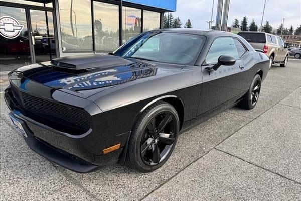 2012 Dodge Challenger R/T Coupe