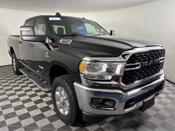 Ram 2500 with VIN: 3C6UR5DL0RG153728