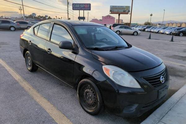 2013 Nissan Versa 1.6 S Plus