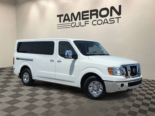 Nissan NV Passenger with VIN: 5BZAF0AA3JN852874
