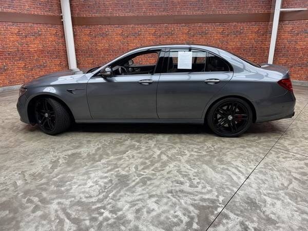 Mercedes-Benz E-Class with VIN: WDDZF8KBXJA378475