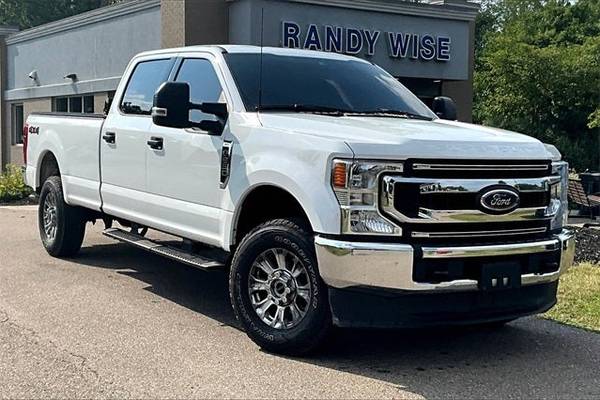 Certified 2022 Ford F-250 Super Duty XLT  Crew Cab