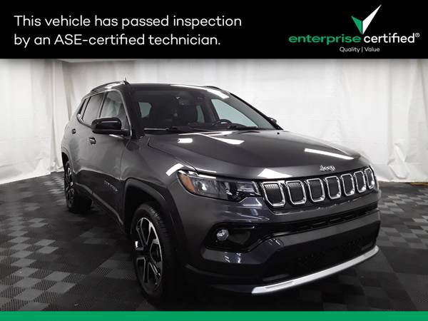 Jeep Compass with VIN: 3C4NJDCB7NT200732