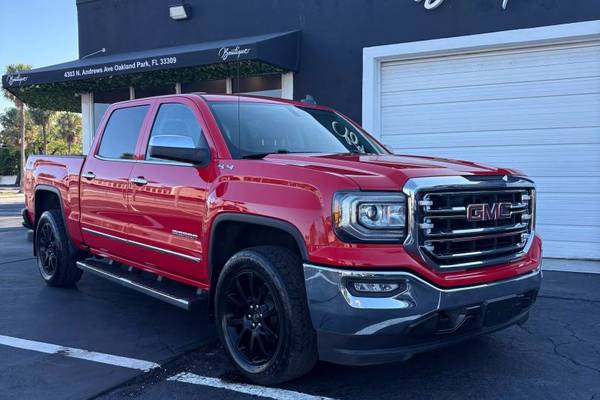 2018 GMC Sierra 1500 SLT  Crew Cab