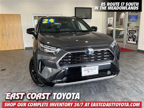 Toyota RAV4 Hybrid with VIN: 4T3E6RFV2RU148834