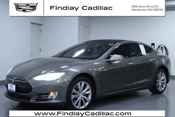 Tesla Model S with VIN: 5YJSA1E27GF128382