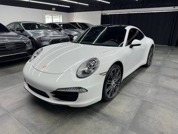 Porsche 911 with VIN: WP0AA2A96FS106881