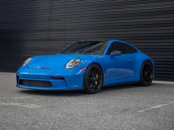 Porsche 911 with VIN: WP0AC2A94PS270013