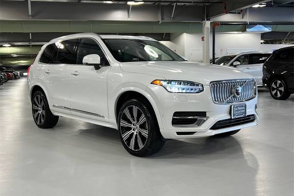 2024 Volvo XC90 Recharge T8 Ultimate Plug-In Hybrid