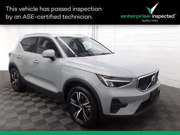 Volvo XC40 with VIN: YV4L12UK2R2341108