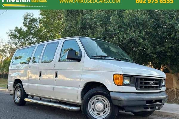 2006 Ford Econoline Wagon E-150 XLT