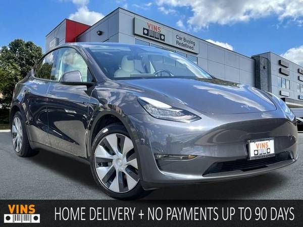 Tesla Model Y with VIN: 7SAYGDEE2PF612788