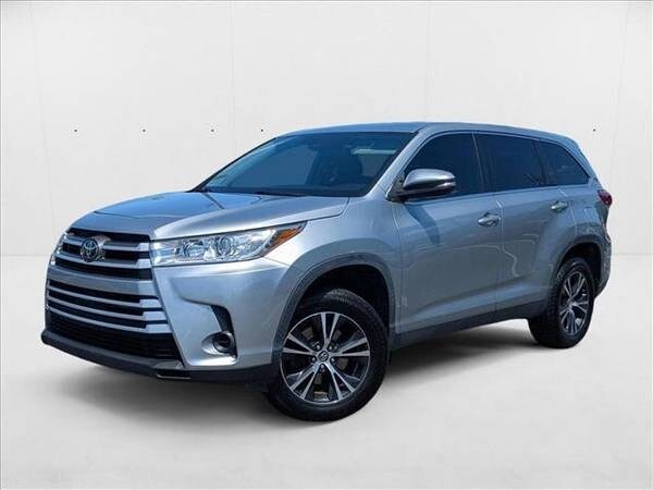 Toyota Highlander with VIN: 5TDZZRFH9KS320030