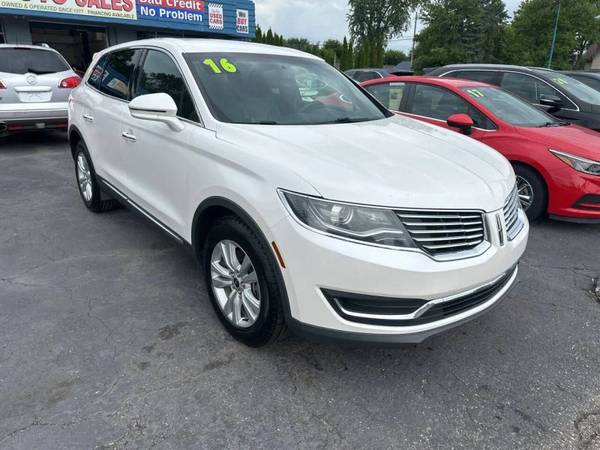 Lincoln MKX with VIN: 2LMTJ8JR3GBL79171