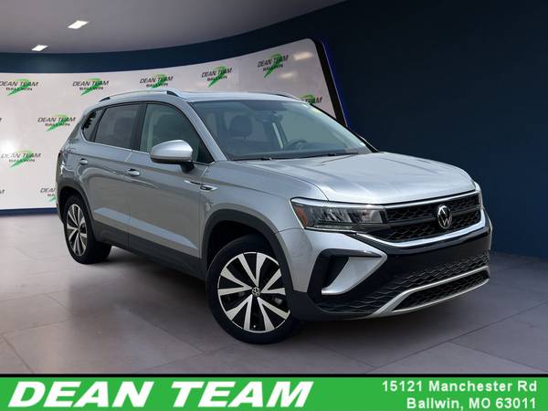 Volkswagen Taos with VIN: 3VVLX7B21NM096274