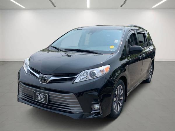 Toyota Sienna with VIN: 5TDDZ3DC5LS234228