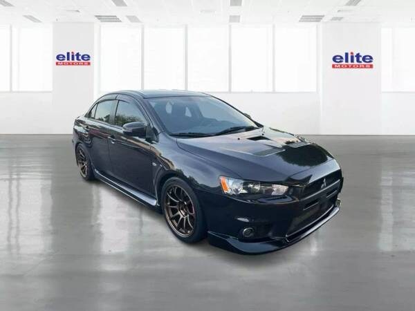 Mitsubishi Lancer Evolution with VIN: JA32W8FV5FU017966