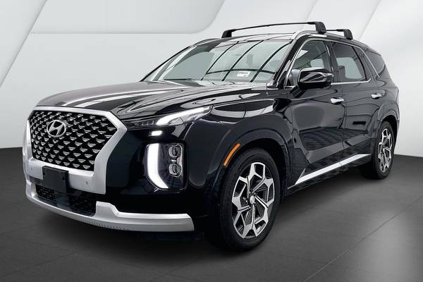 Hyundai Palisade with VIN: KM8R7DHE9MU196704