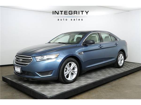 Ford Taurus with VIN: 1FAHP2D89KG117571