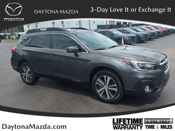Subaru Outback with VIN: 4S4BSANC8K3261112