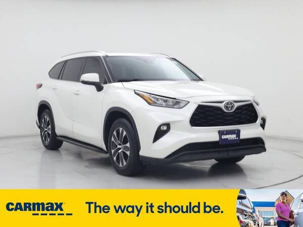 Toyota Highlander with VIN: 5TDGZRAHXLS001901